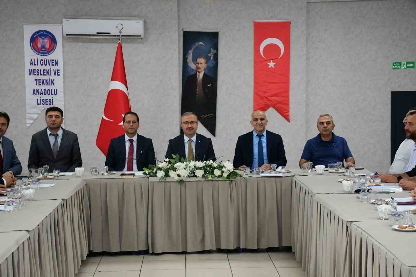 rehberlik-ve-psikolojik-danisma-hizmetleri-il-yurutme-komisyonu-toplantisi-gerceklesti