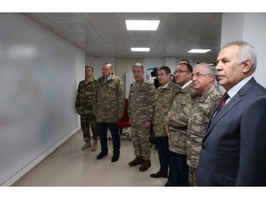 Cumhurbaşkanı Erdoğan, Hatay’daki Harekat Merkezinden Askerlere Konuştu