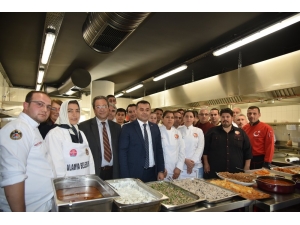 Alanya Belediyesi’nden, " Bir Elde Sen Uzat’ Projesine Destek