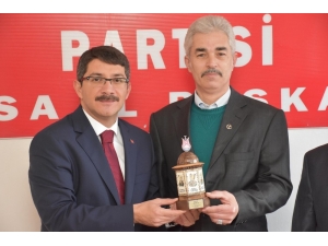 Muhsin Yazıcıoğlu’nun İsmi Şehzadeler’de Yaşayacak