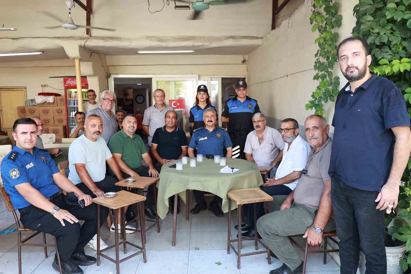 mersin-emniyet-muduru-aktas-vatandaslarla-bir-araya-geldi