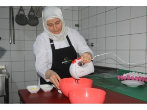 Coğrafi İşaret Alan "Yumurta Tatlısı" Rağbet Görüyor