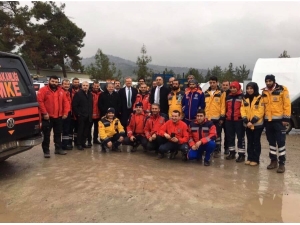 Sağlık Bakanlığı Heyeti Suriye Sınırında