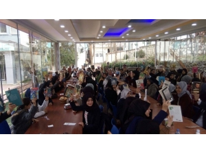 Beşiri’de Kütüphanesinde 1 Yılda 2 Bin 714 Kitap Okundu