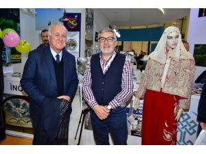 İnönü, İstanbul’da Tanıtıldı