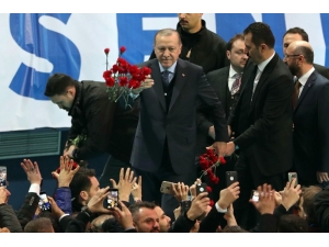 Cumhurbaşkanı Recep Tayyip Erdoğan’a, "Reis Bizi Afrin’e Götür" Tezahüratı