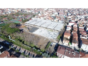 Perşembe Pazarı Alanı Şekilleniyor