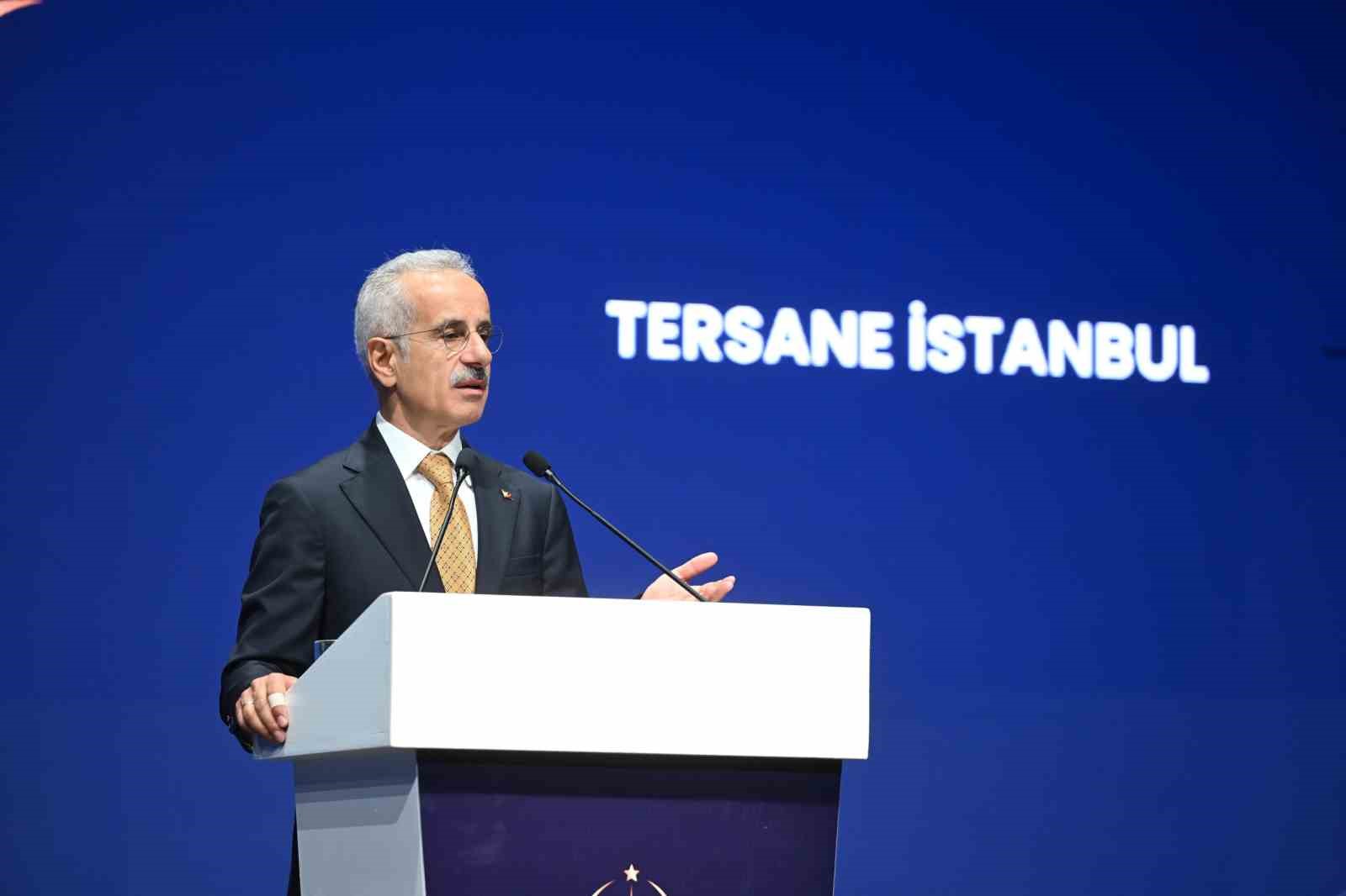 bakan-uraloglu-cografi-ve-jeostratejik-ustunluk-kuresel-ticarette-turkiye-siz-koridor-dusunulmeyecegini-ortaya-koyuyor