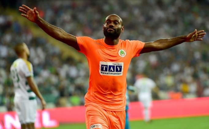 Beşiktaş, Vagner Love'u İstanbul'a Getirdi!