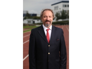 Prof Dr. Acar: "Çocukların Hayatında Spor Ön Planda Tutulmalı"