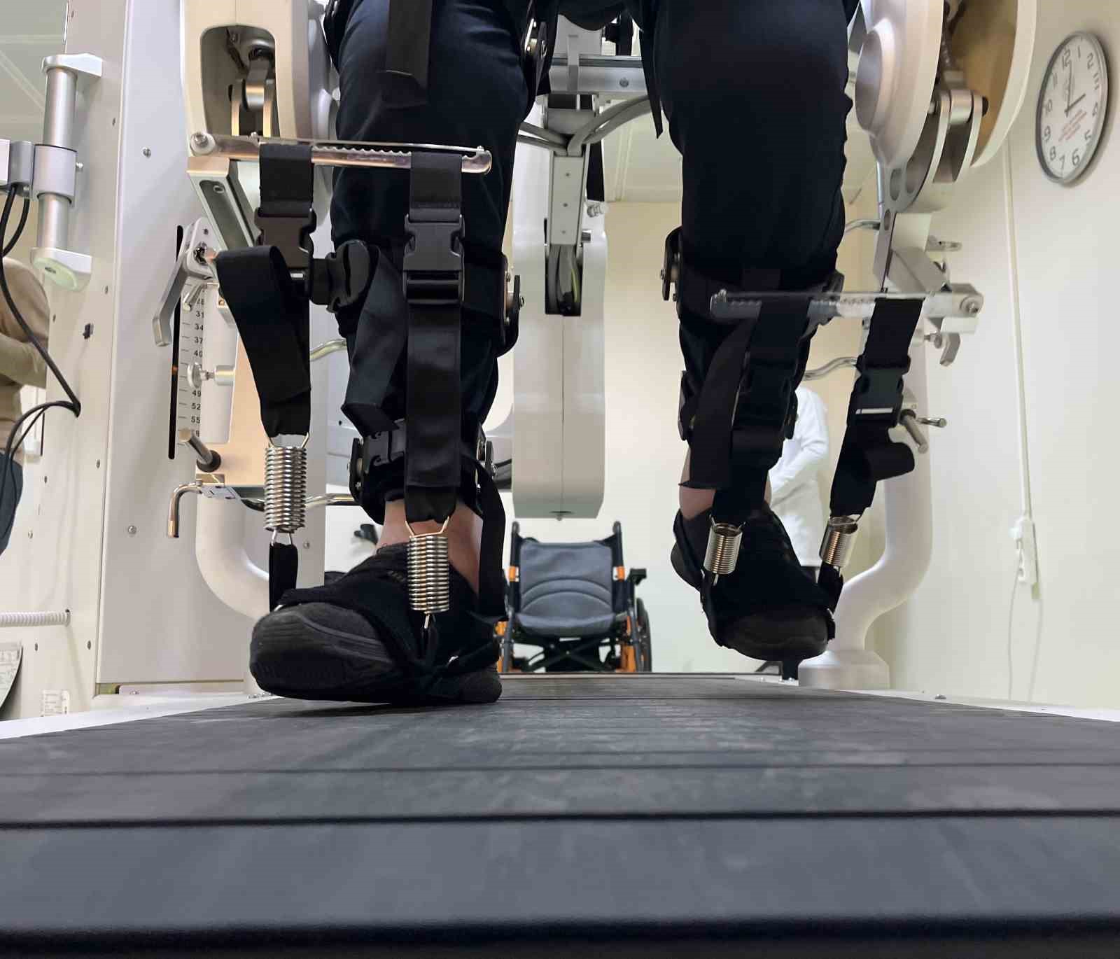 konya-da-felc-hastalar-icin-yurume-robotu-kapasitesi-artti