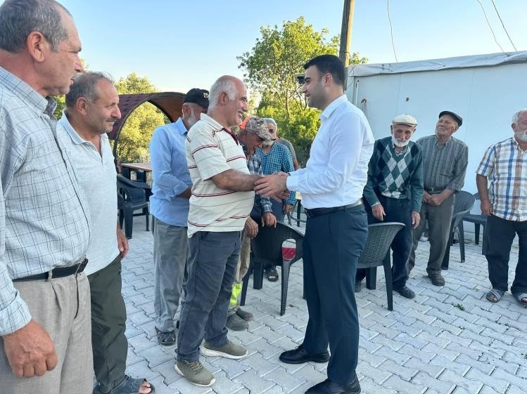kaymakam-kilic-yangin-bolgesinde-incelemede-bulundu