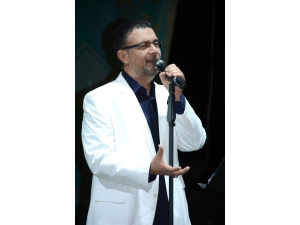 Sultanların Mısralarına Ses Verdiler