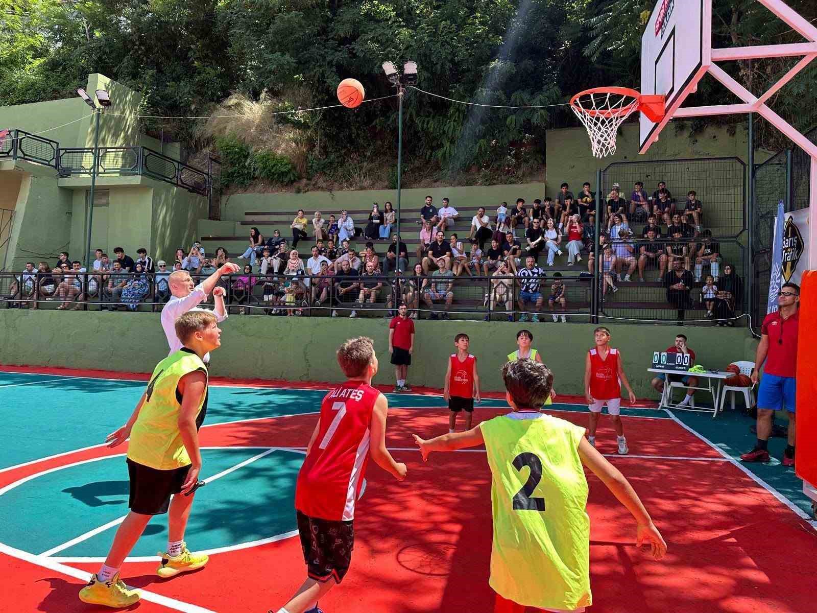 degirmendere-sahilinde-basketbol-heyecani