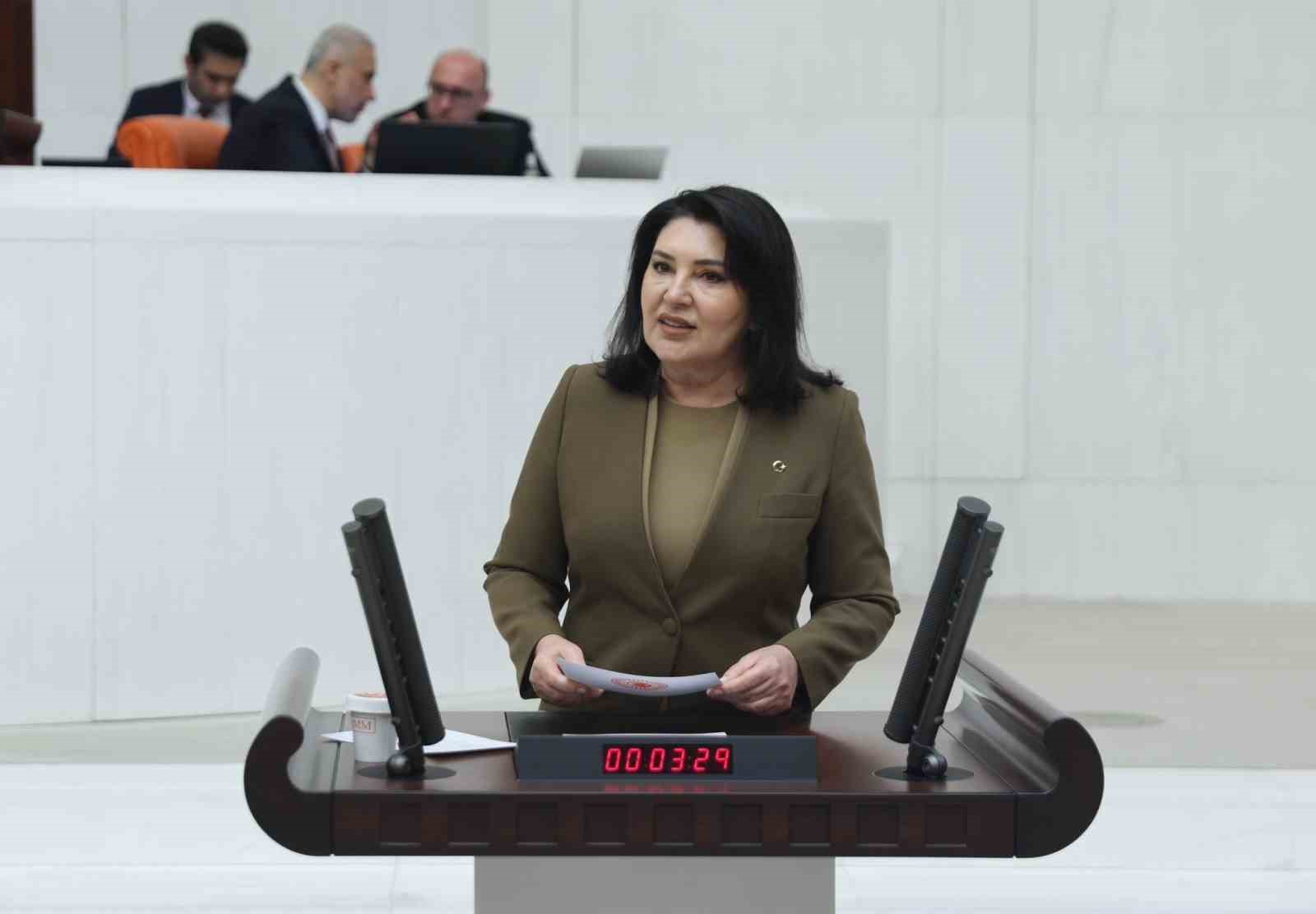 ak-parti-adana-milletvekili-karamik-tan-finansal-okuryazarlik-vurgusu