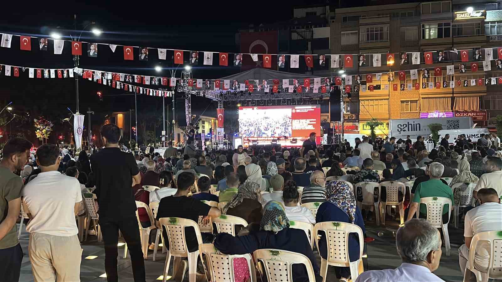 15-temmuz-da-sehit-olan-polis-niyazi-altay-in-oglu-benim-icin-o-gece-bir-evladin-omrunu-ikiye-ayiran-gecedir