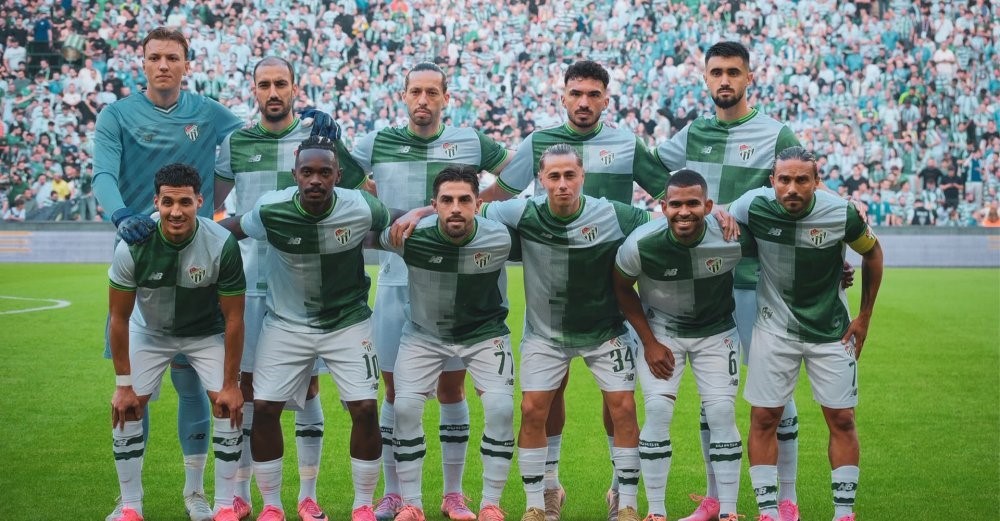 bursaspor-da-2026-2027-sezonu-forma-numaralari-aciklandi