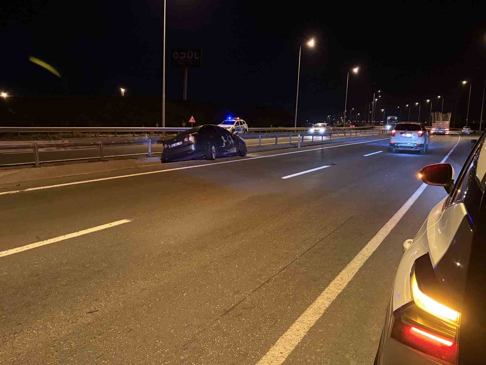 kayseri-de-iki-otomobilin-carpistigi-kazada-3-yasindaki-bebek-yaralandi