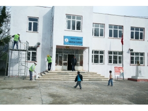 Erdemli Belediyesi’nden Eğitim Kurumlarına Destek Sürüyor