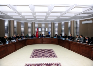 Van Yyü Ve Afagh Üniversitesi Arasında Protokol