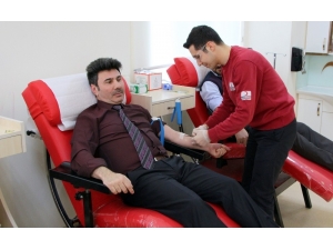 Üniversite Personelinden Mehmetçik’e Destek