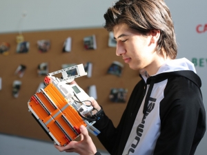 Diyarbakırlı Öğrencilerden Klima Suyuna Dönüşümlü Çözüm