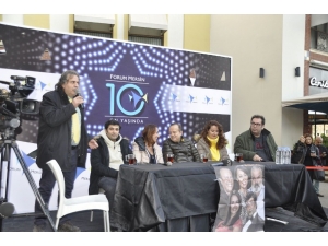 ’Vay Sen Misin Ben Olan’ Oyuncuları Forum Mersin’de Hayranlarıyla Buluştu