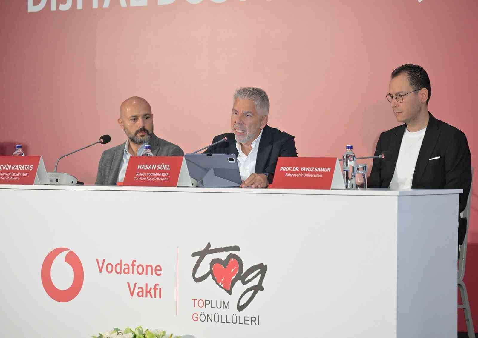 cocuklarin-dijital-yasam-kalitesi-icin-vodafone-vakfi-ve-tog-dan-dijital-dostum-projesi