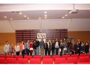 Gebe Okulu Mezunlarını Verdi