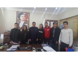 Başkan Yalçın Başarılı Sporcuları Ödüllendirdi