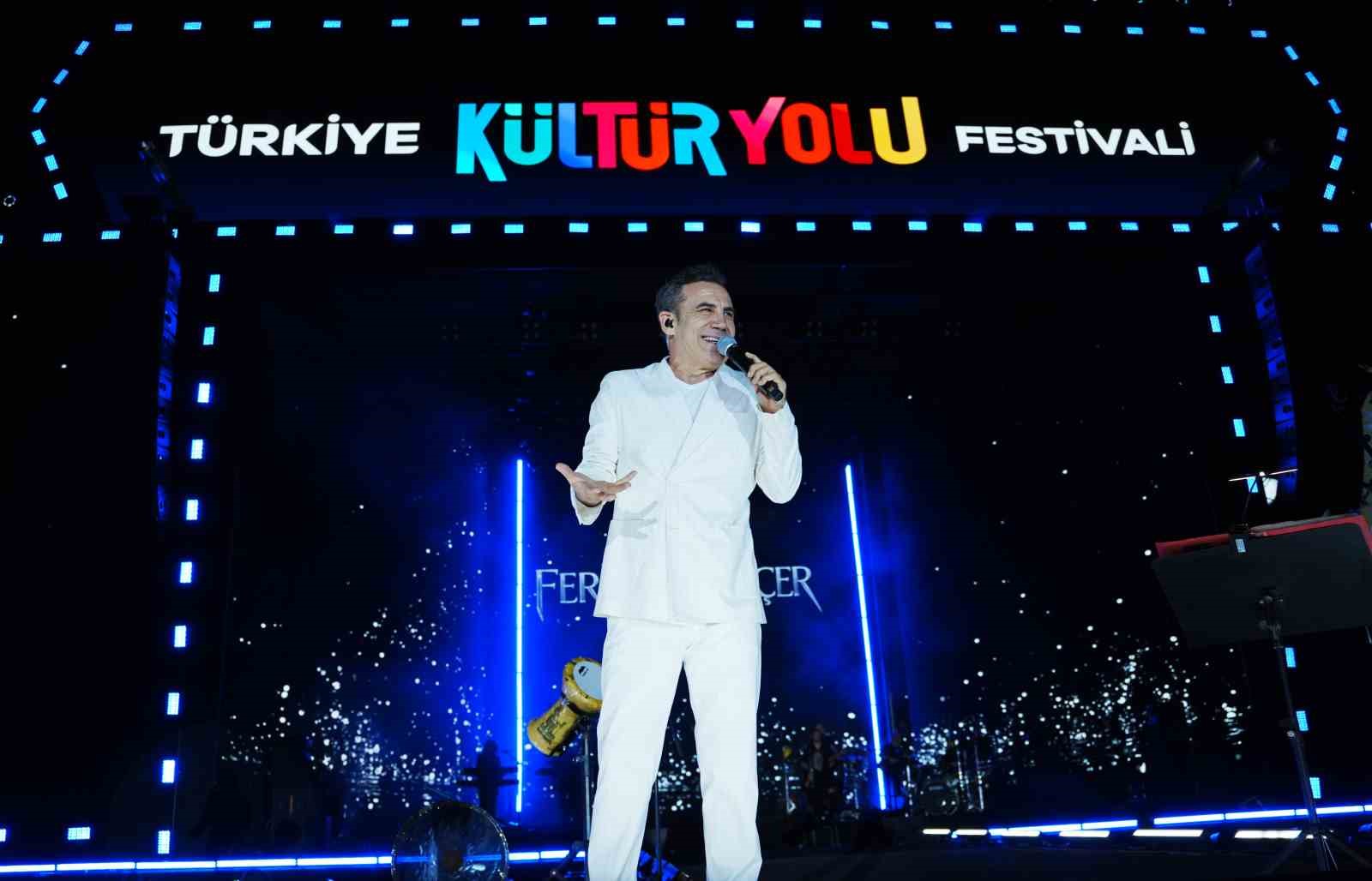ferhat-gocer-manisa-yi-costurdu