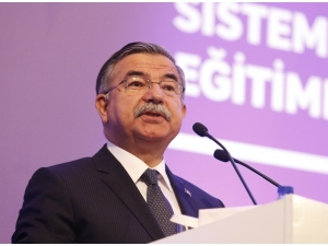 Bakan Yılmaz: "Yüksek Öğretimde Kızlar Erkeklerden Daha Fazla"