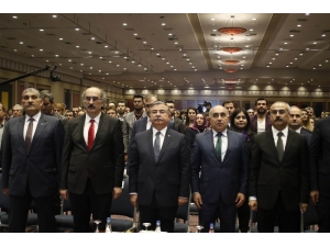 Bakan Yılmaz, "Suriyelilerin Yoğun Olarak Yaşadığı 17 İlde 155 Adet Okul Yapacağız"