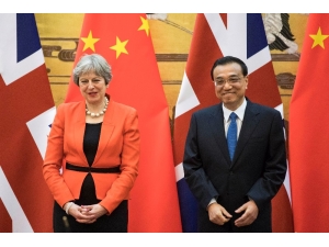 Çin Ve İngiltere Başbakanları İkili Ticareti Görüştü