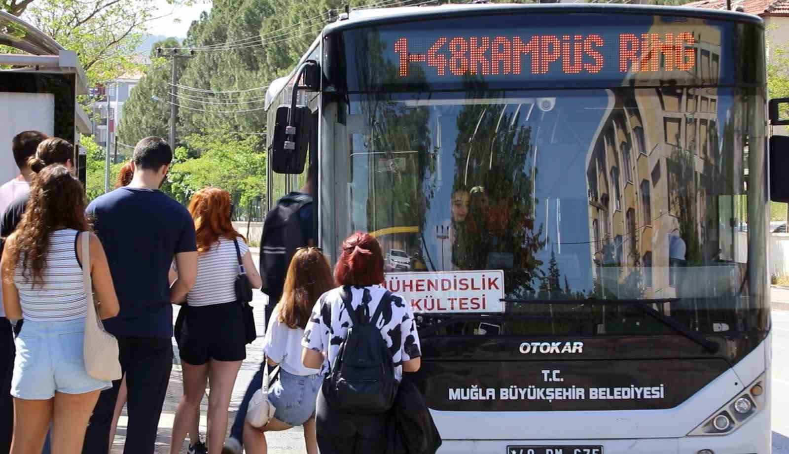 ogrenciler-ve-sinav-gorevlilerine-ucretsiz-ulasim-destegi