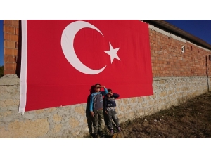 Minikler “Biz De Askeriz” Dediler