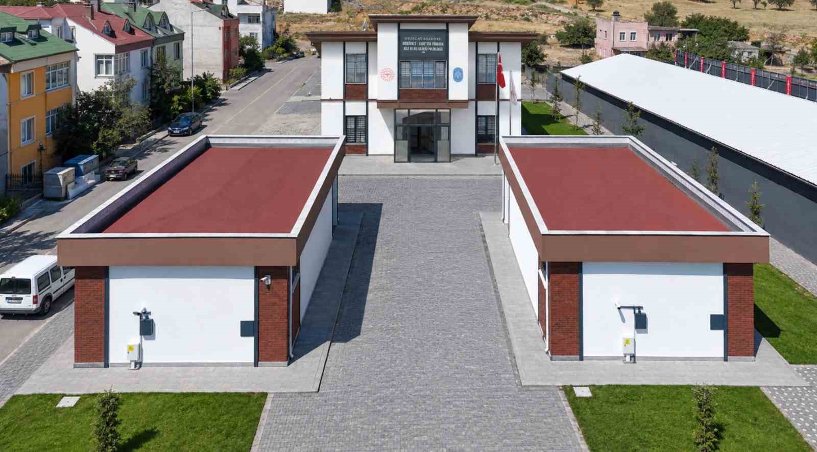 muruvvet-sadettin-turkkan-agiz-ve-dis-sagligi-poliklinigi-melikgazi-de-hizmete-aciliyor