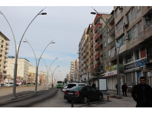 Dicle Elektrik Batman’da Elektrik Direklerini Yer Altına Alıyor