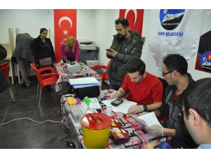 Kars Belediyesi’nde “Zeytin Dalı Harekatı”na Destek