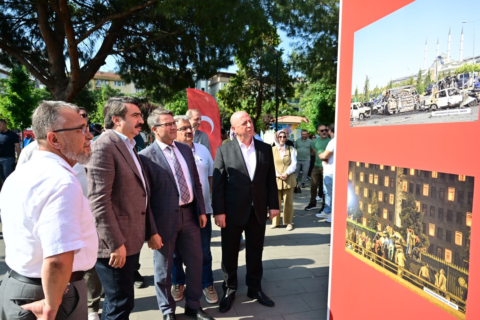 yildirim-da-15-temmuz-ruhu-fotograf-sergisiyle-yasatiliyor