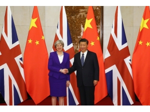 Theresa May, Çin Devlet Başkanı Jinping İle Görüştü