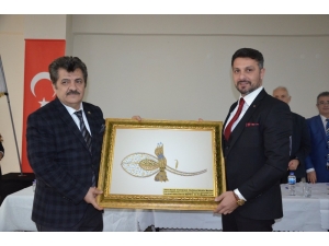 Başkan Yüzügüllü’ye Esnaf Ve Sanatkarlardan Teşekkür