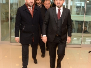 Ak Parti’li Turan: "Bu Yeni Chp, Hdp’nin Kötü Bir Taklidi, Kötü Bir Karikatürü"