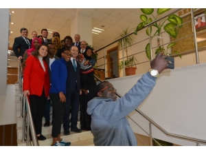 Yök Üyesi Rahmi Er Düzce Üniversitesi’ni Ziyaret Etti