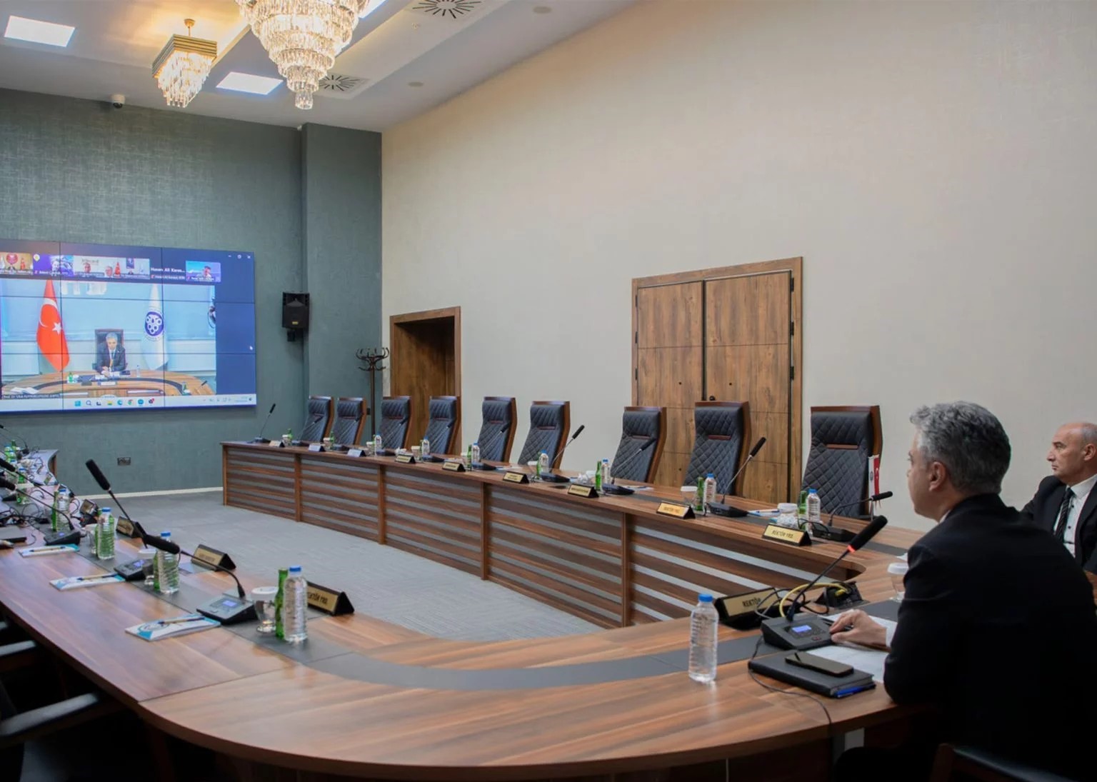 rektor-kuyrukluyildiz-yokak-in-rektorler-toplantisina-katildi