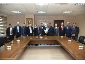 Başkan Doğan, Erzurumluları Ağırladı