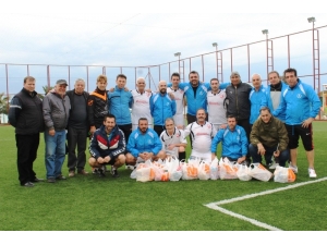 Ayvalıklı İhtiyaç Sahiplerine Ege’nin Karşı Yakasından Yardım