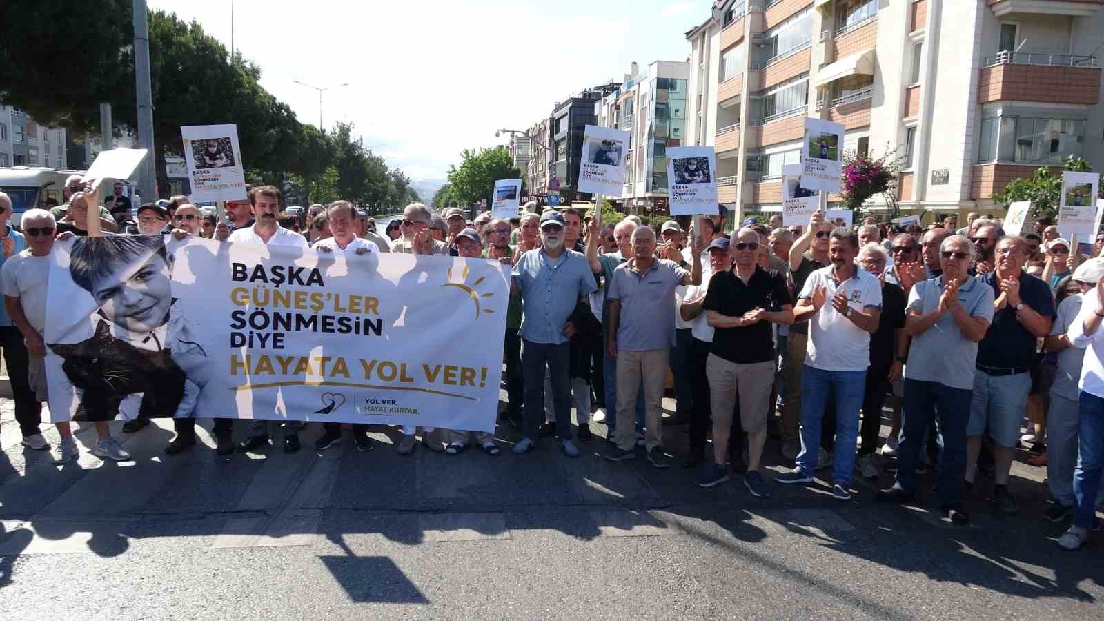 hayatini-kaybeden-12-yasindaki-gunes-icin-adalet-cagrisi-baska-gunesler-sonmesin