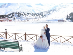 Ergan Dağı Kış Düğünlerinin Vazgeçilmezi Oldu