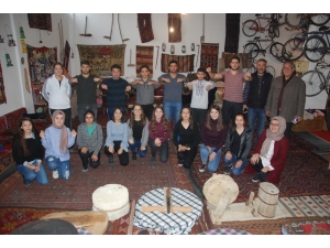 Silifke Türkmen Halk Kültür Derneği Halk Oyunları Ekibi Kurdu